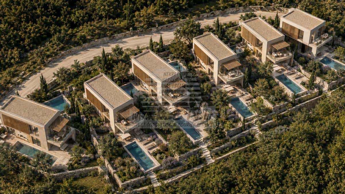 Istrian Estate with 4 Traditional Stone Buildings and Concept Design – Near Momjan