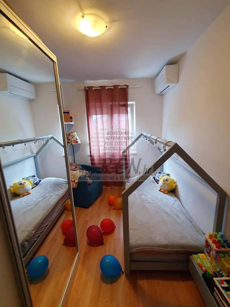 Immobilien Istrien, Wohnung mit Garten zu verkaufen in Markovac, Višnjan
