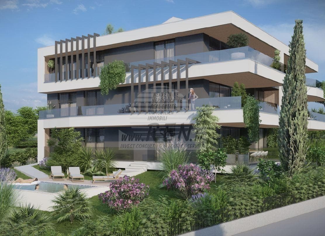 Luxuriöse Erdgeschosswohnung mit privatem Pool