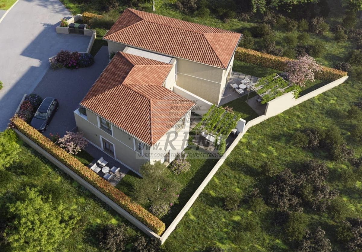 Modernes Doppelhaus direkt am Wald – Neubau in Novigrad