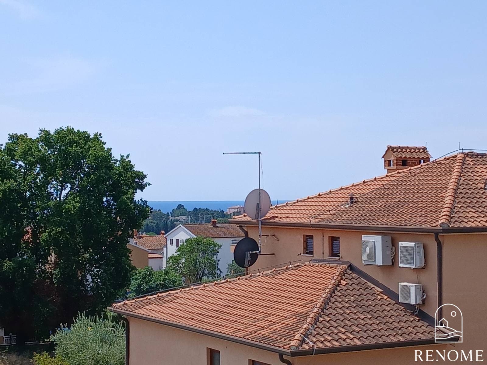Wohnung in Novigrad kaufen (1/4)