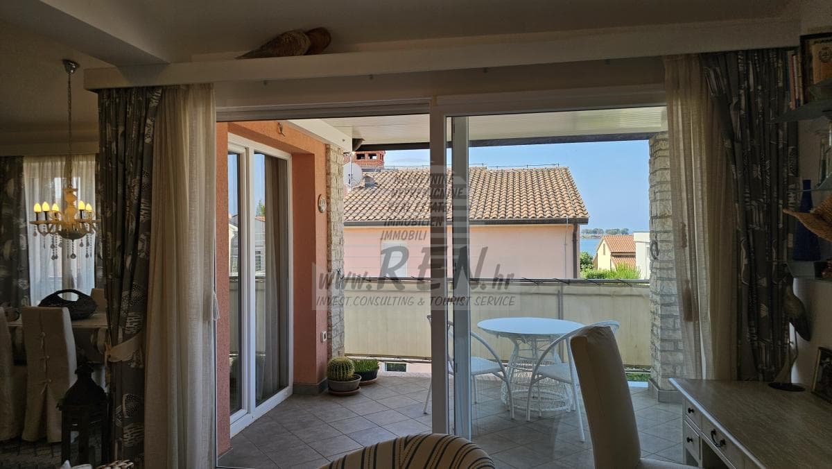 Wohnung mit Panoramaterrasse und Meerblick (1/18)
