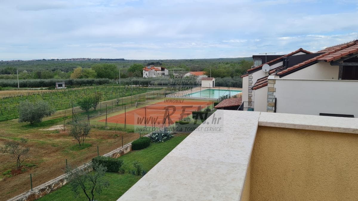 Wohnung in der Nähe von Poreč (1/13)