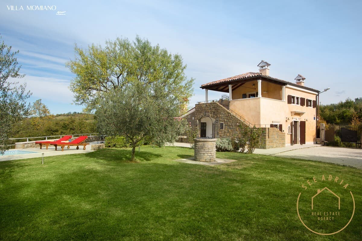 Rustikale Villa mit Pool, Momjan (1/19)